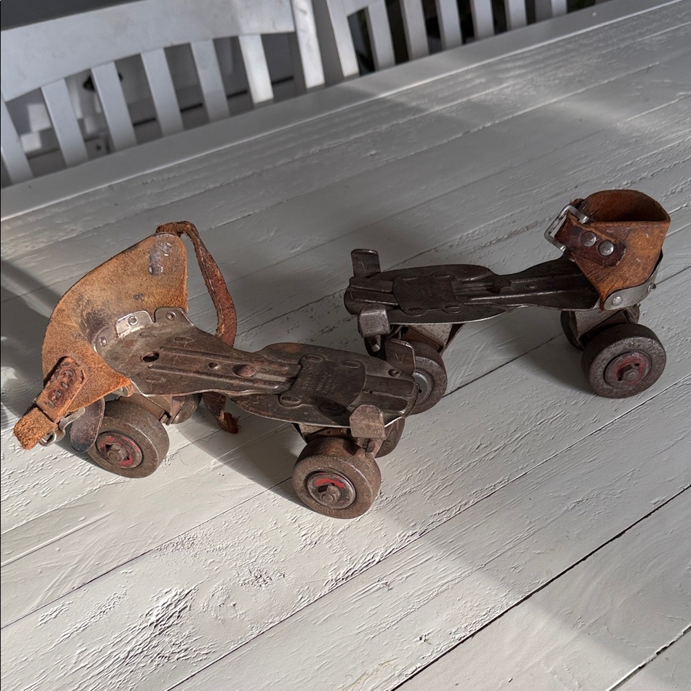 Vintage primitive Adjustable Roller Skates for Kids